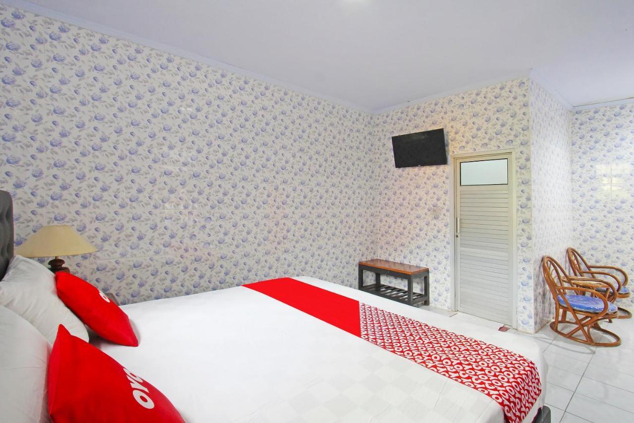 Oyo 91516 Wisata Hotel Mataram Buitenkant foto